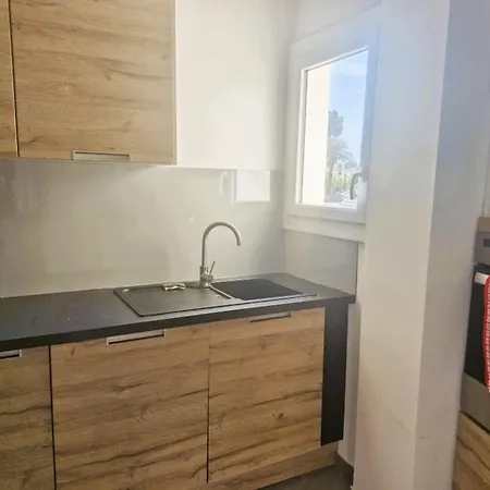Classe 3 Etoiles Bord De - Parking Prive Сен-Рафаэль